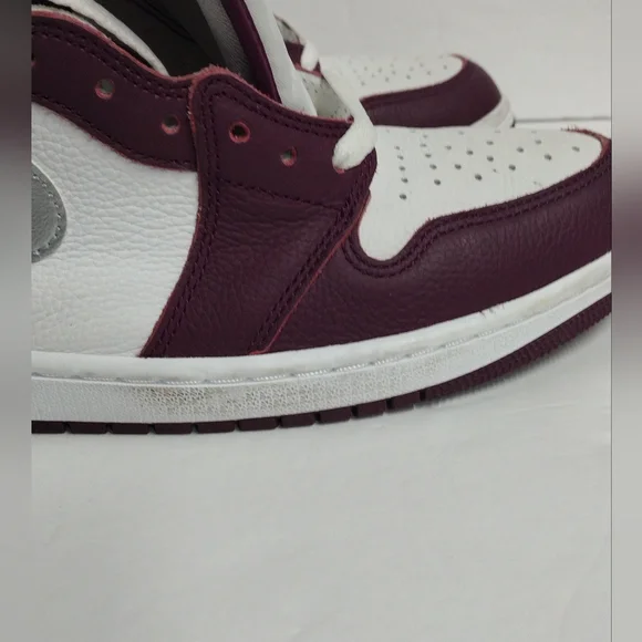 NEW Air Jordan 1 Retro High OG “Bordeaux” 555088-611 Men display picture 2